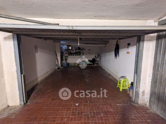 Garage/posto auto in residenziale in 