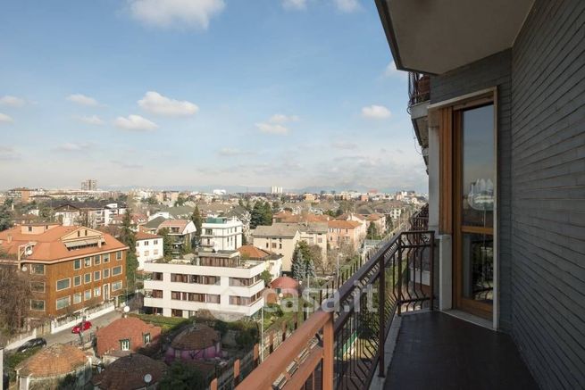 Appartamento in residenziale in Viale Evaristo Stefini 20