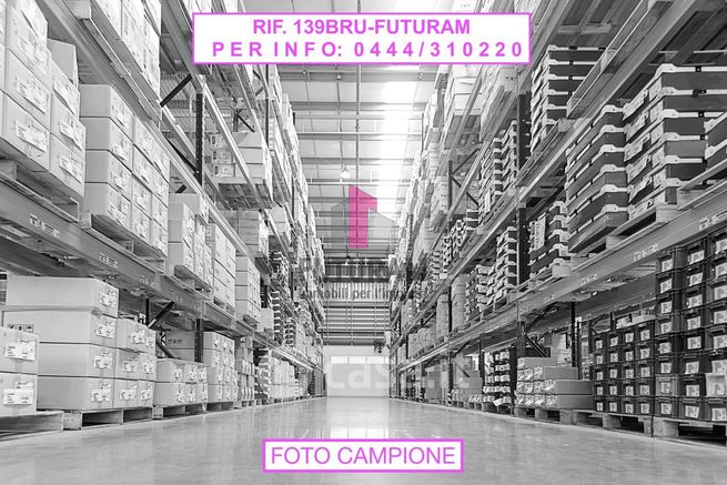 Capannone in commerciale in Via dell'Artigianato