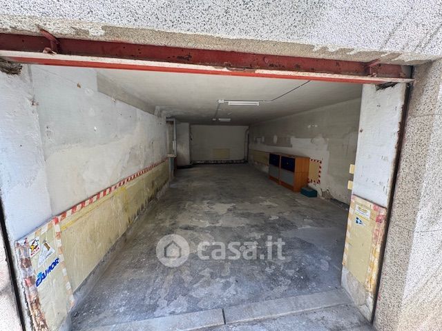 Box/posto auto in residenziale in Via Teodoro II di Monferrato