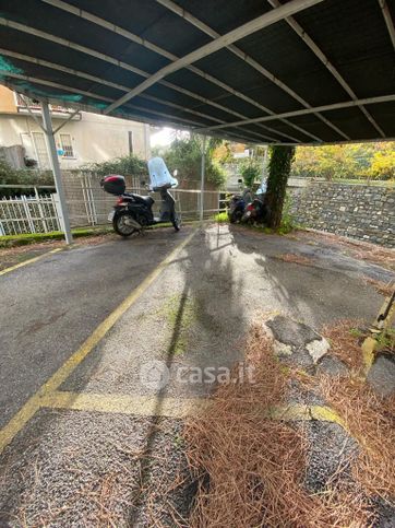 Box/posto auto in residenziale in Via Giuseppe Majorana 66 R