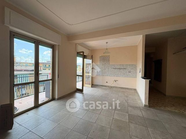 Appartamento in residenziale in Via Salvatore Capasso 7