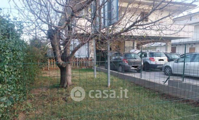 Appartamento in residenziale in Via Penne 12