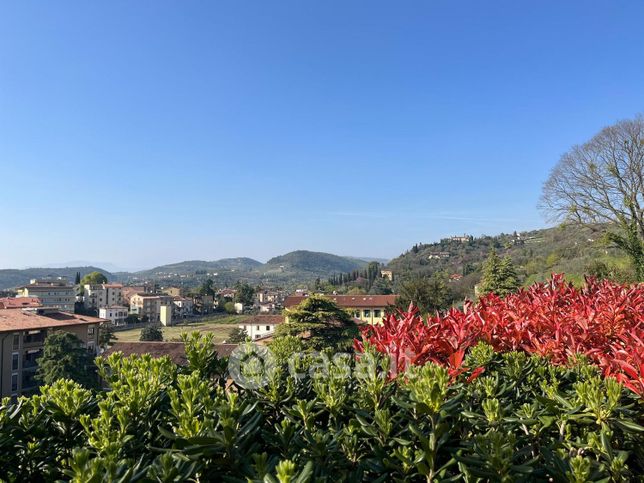 Appartamento in residenziale in Via Monte Santo