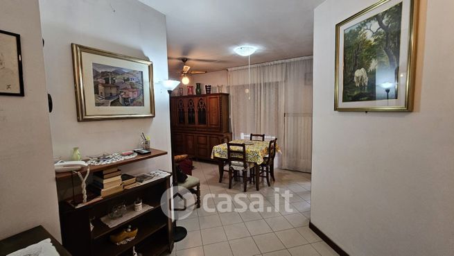 Appartamento in residenziale in Via Vallon