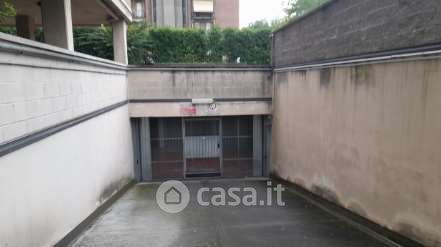 Box/posto auto in residenziale in Via John Fitzgerald Kennedy