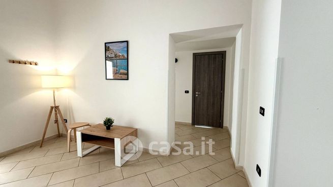 Attivitã /licenza (con o senza mura) in commerciale in Via Aquila