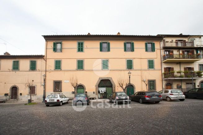 Appartamento in residenziale in Piazza Mariano Buratti 5