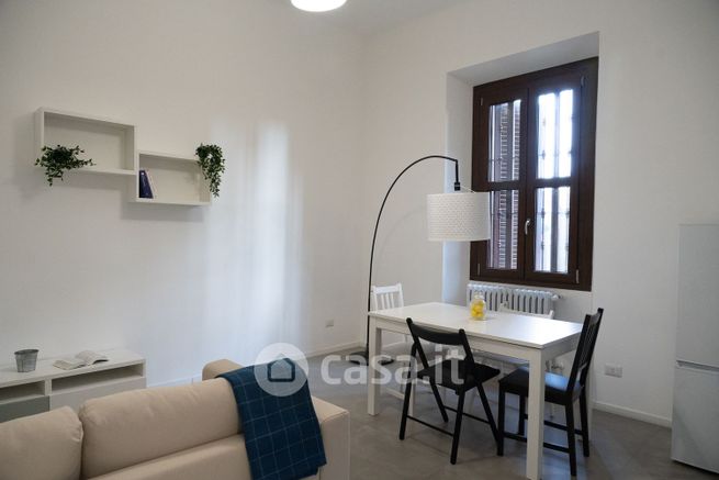 Appartamento in residenziale in Via Giambellino 98