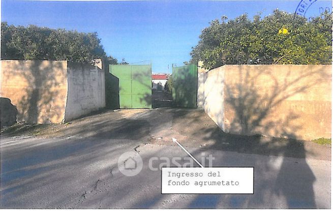 Terreno edificabile in residenziale in SP15