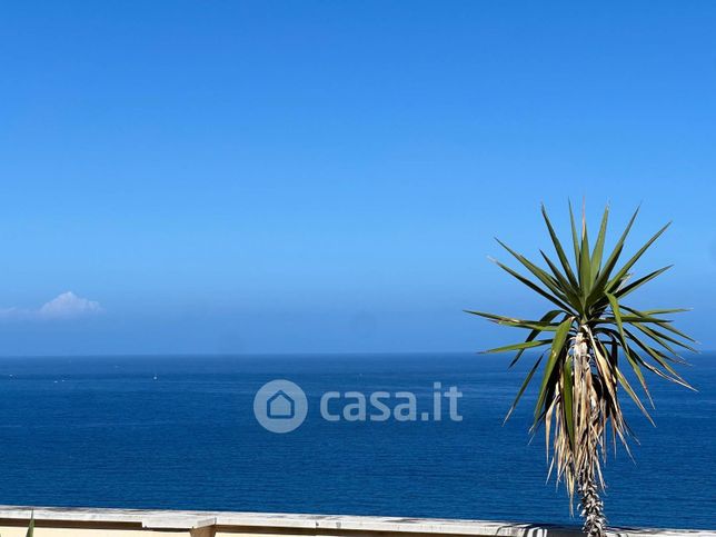 Appartamento in residenziale in Via Aurelia 4