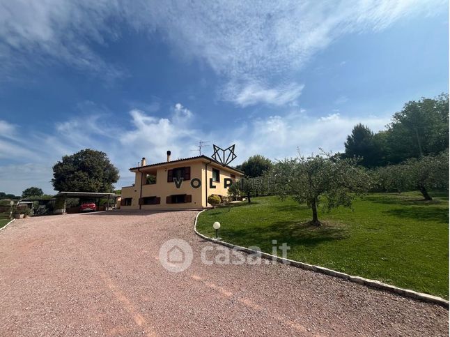 Casa indipendente in residenziale in Località Collefabbri