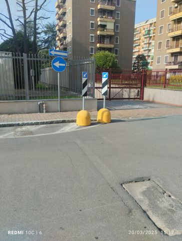 Box/posto auto in residenziale in Viale Fratelli Cervi 7