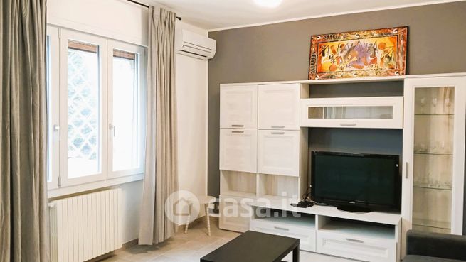 Appartamento in residenziale in Via Sempione 221