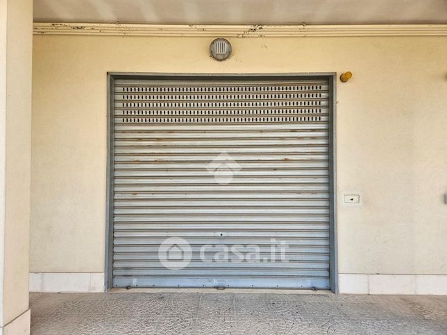 Garage/posto auto in residenziale in 