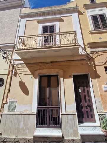 Appartamento in residenziale in Via de Giovio 3