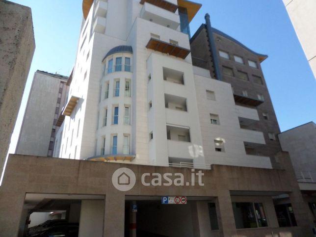 Ufficio in commerciale in 