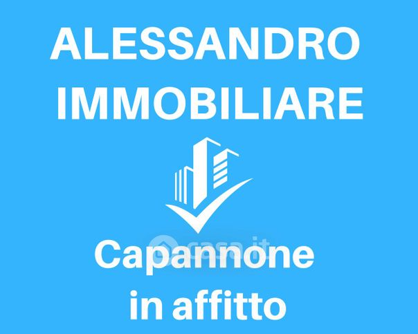 Capannone in commerciale in 