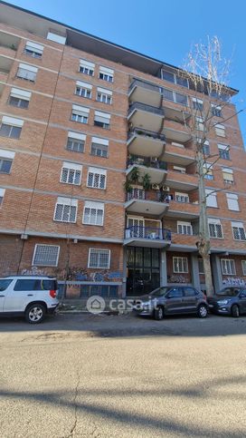 Appartamento in residenziale in Via Costantino 35