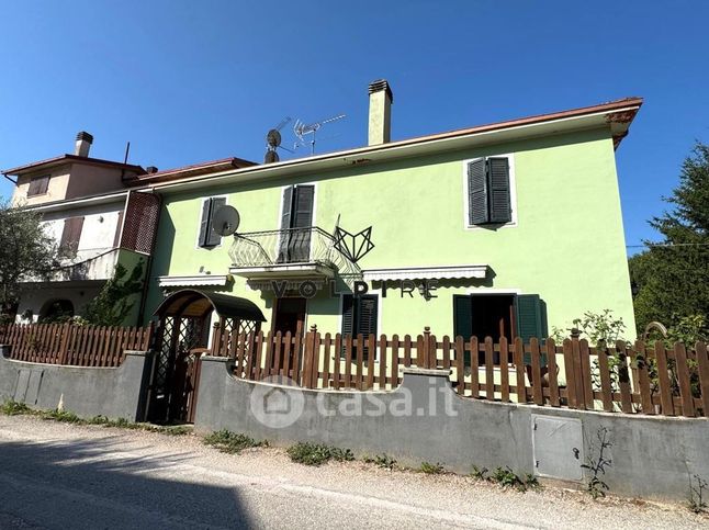 Casa indipendente in residenziale in Frazione Crocemarroggia