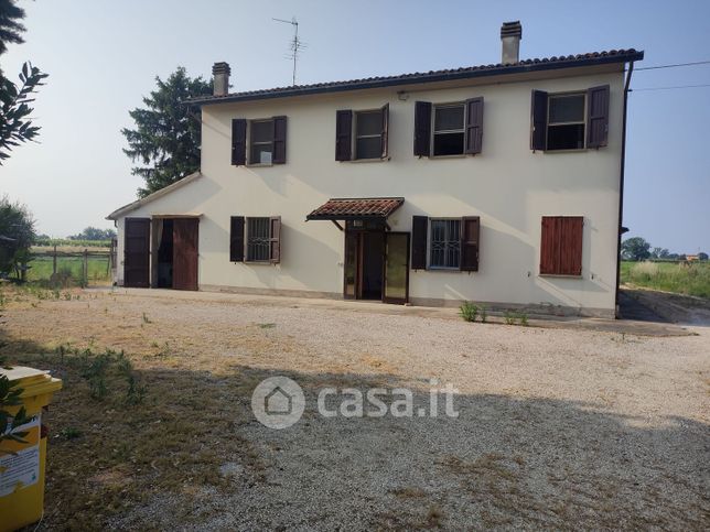Casa indipendente in residenziale in
