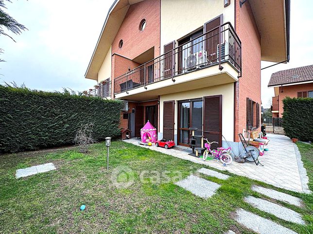 Villetta a schiera in residenziale in Strada Barauda 57