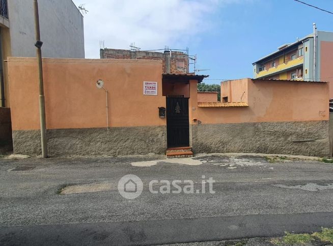 Casa indipendente in residenziale in Via Bottaro