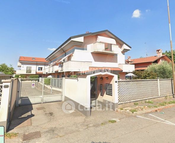 Appartamento in residenziale in Via La Guardia 27