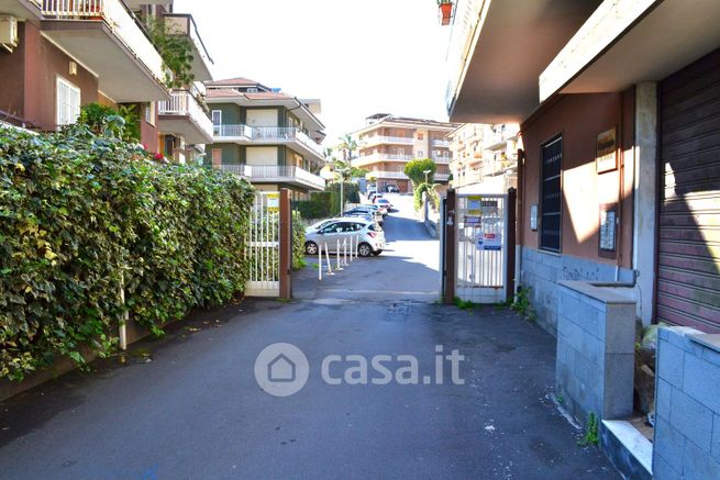 Garage/posto auto in residenziale in Via Convento del Carmine 10