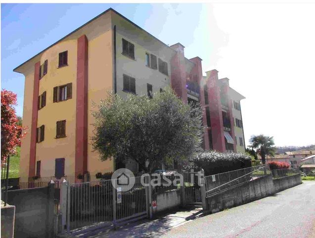 Appartamento in residenziale in Via GiosuÃ¨ Carducci 55 A