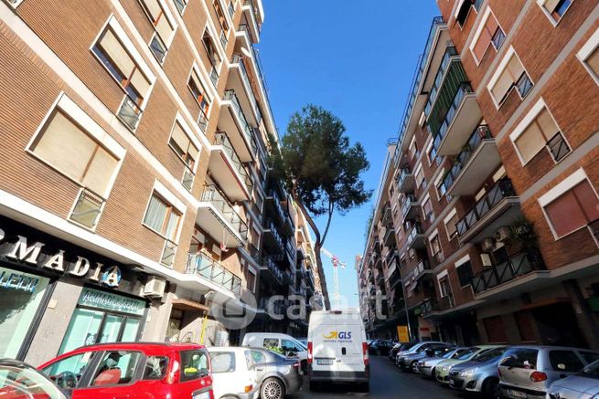 Appartamento in residenziale in Via Cerreto di Spoleto 9