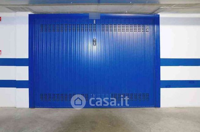 Box/posto auto in residenziale in Via Angelo Garbizza
