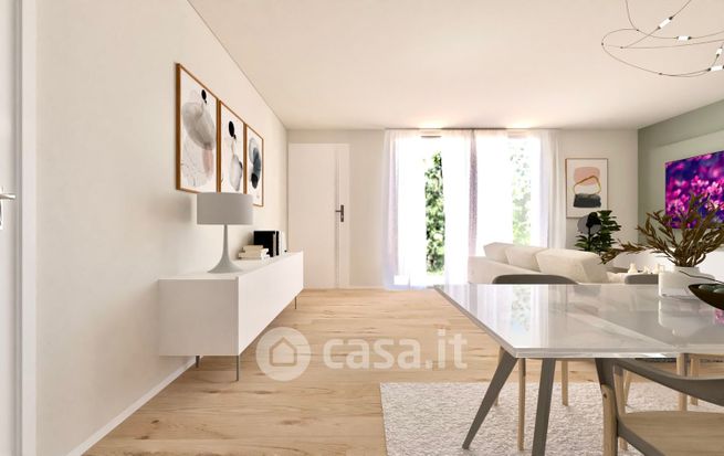 Casa bi/trifamiliare in residenziale in Strada Provinciale Romana