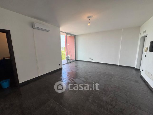 Ufficio in commerciale in Viale Carlo III di Borbone 156
