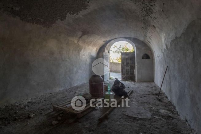 Garage/posto auto in residenziale in Via Zara 17