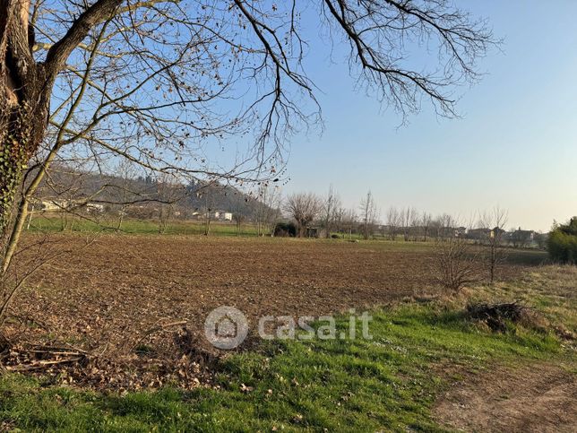 Terreno agricolo in commerciale in Via Valverde