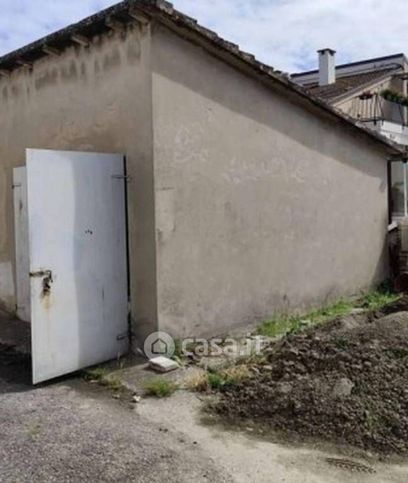 Box/posto auto in residenziale in Via Pozze Androna