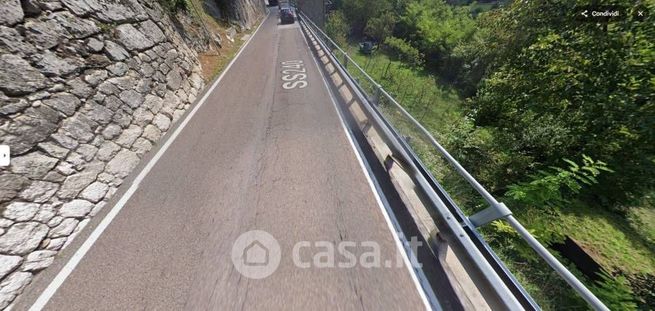 Capannone in commerciale in Strada Statale 240