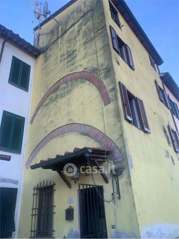 Casa indipendente in residenziale in Via Franceschini 20
