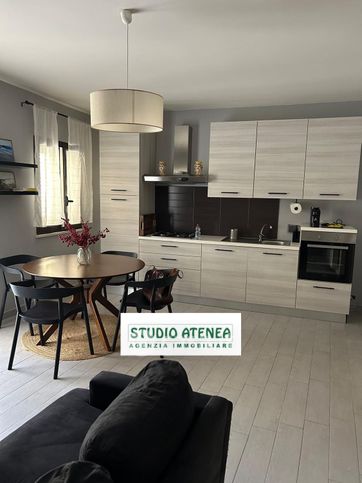 Appartamento in residenziale in Via Atenea