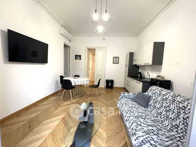 Appartamento in residenziale in Via Pastrengo 22