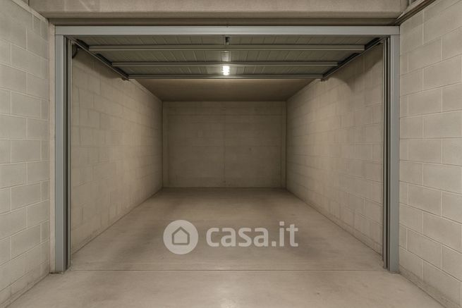 Box/posto auto in residenziale in 