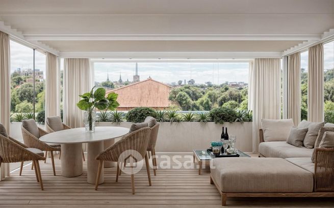 Attico/mansarda in residenziale in Viale del Poggio Imperiale