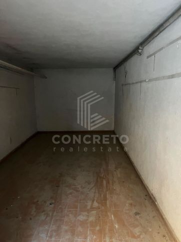 Box/posto auto in residenziale in Via NicolÃ² Tartaglia 27
