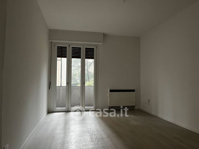 Appartamento in residenziale in Via Fossolo 60 -48