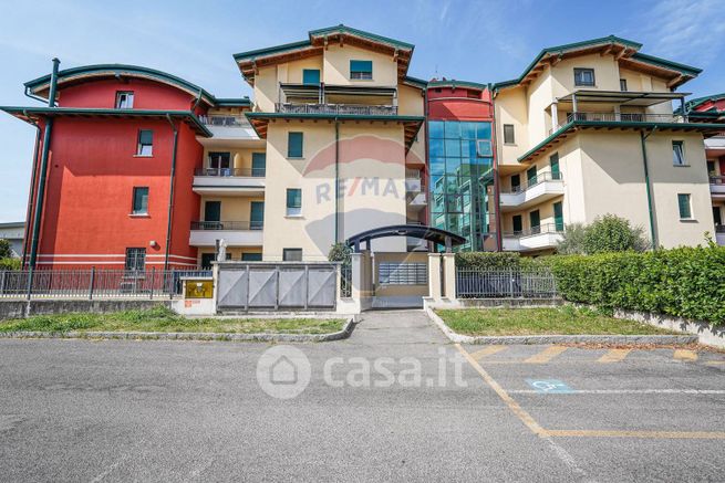Appartamento in residenziale in Via Pizzo Camino 33