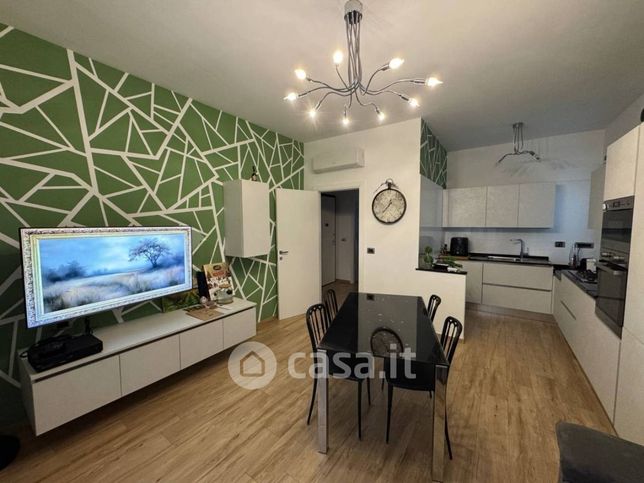 Appartamento in residenziale in Via Generale Cantore