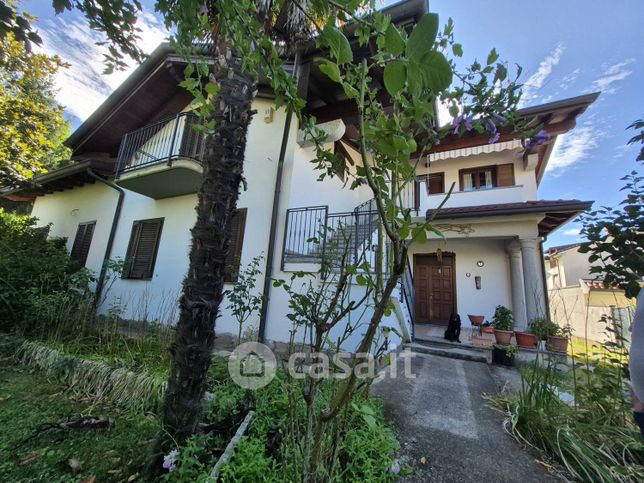 Casa indipendente in residenziale in Via Tonale 30