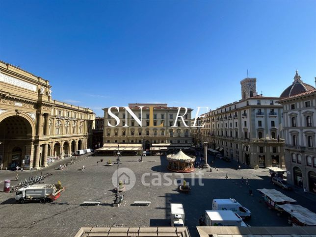 Ufficio in commerciale in Piazza della Repubblica
