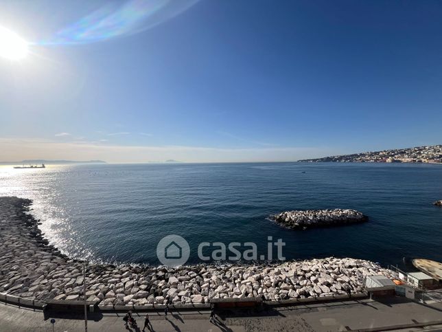 Appartamento in residenziale in Via Ugo Foscolo